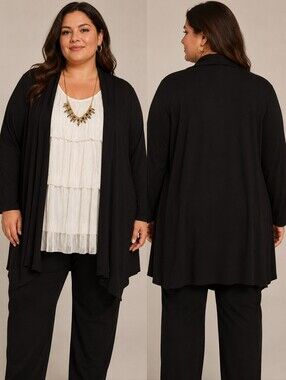 🍋Front of Closet Black & White Shimmer Top w/ Necklace – Size 3x